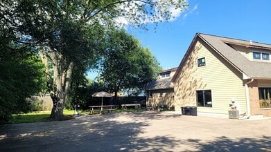 618 Barron Blvd in Grayslake, IL - Building Photo - Building Photo