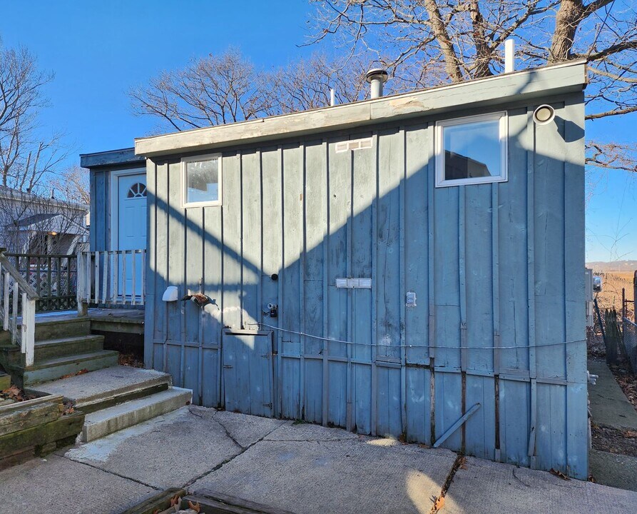 46 Flint St in Revere, MA - Building Photo