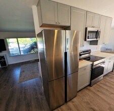 267 Junipero St in Pleasanton, CA - Building Photo - Building Photo