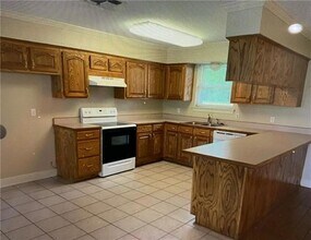 319 Desoto Dr in Luling, LA - Building Photo - Building Photo