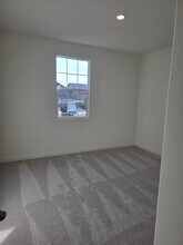 2142 Hunter Crk Dr in Lincoln, CA - Building Photo - Building Photo