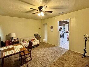 1612 Wayne St in Denton, TX - Building Photo - Building Photo