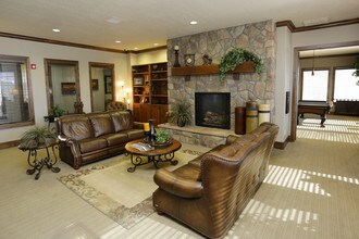 Ridge at Blackmore in Casper, WY - Building Photo - Interior Photo