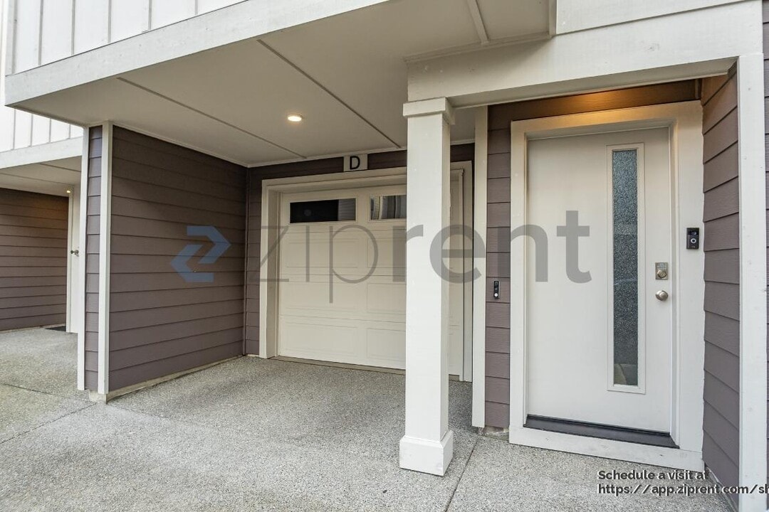 9614 19th Ave SE in Everett, WA - Building Photo