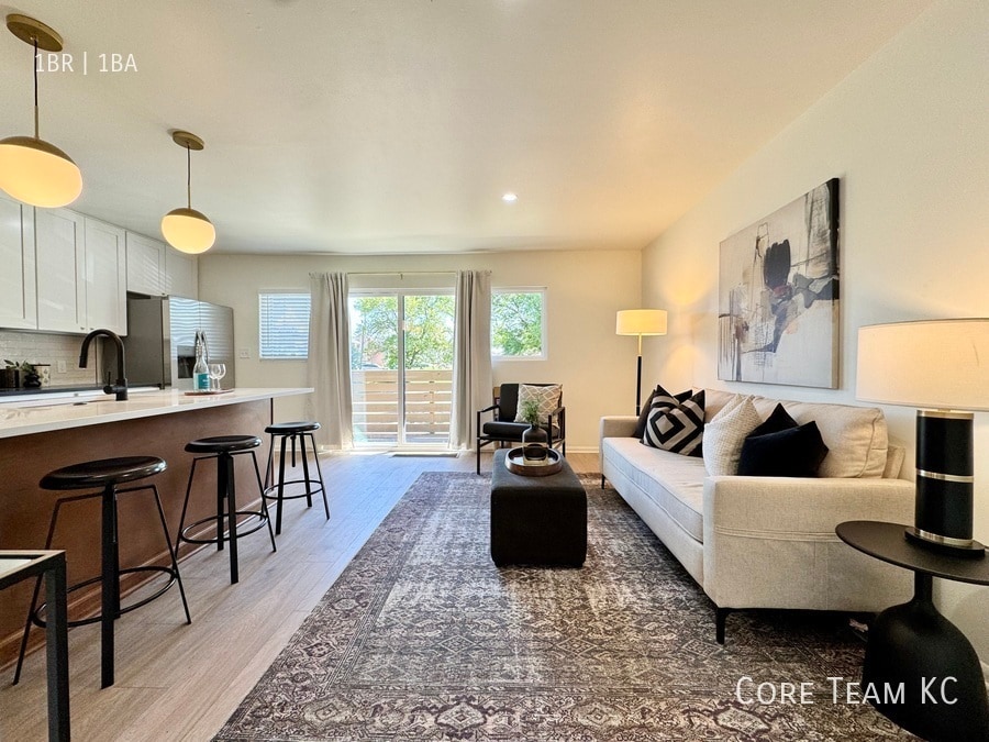 4203 SW Trafficway in Kansas City, MO - Building Photo