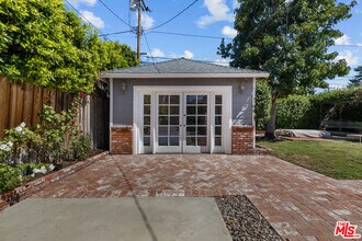 4814 Lemona Ave in Los Angeles, CA - Building Photo - Building Photo