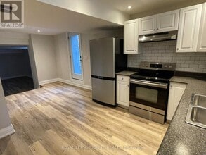 30 Watson St in Toronto, ON - Building Photo - Building Photo