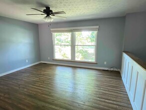 2725 Shropshire Blvd in Powell, TN - Building Photo - Building Photo