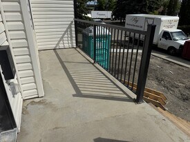 9636-9160 160 St NW in Edmonton, AB - Building Photo