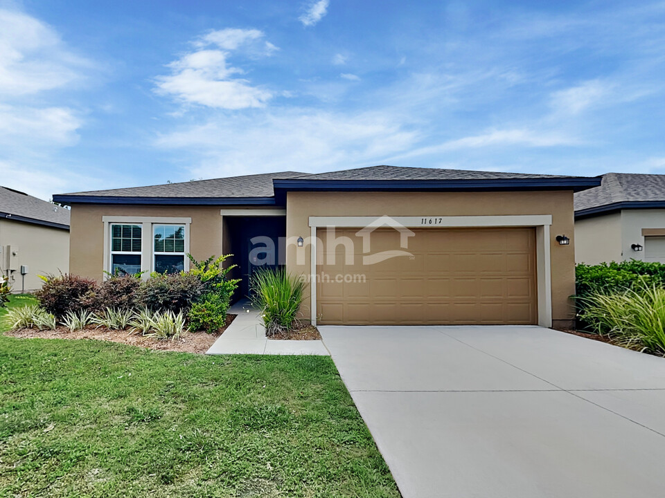 11617 Oak Bend Ct in Trinity, FL - Building Photo