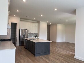 4823 Avon Ridge Way in Fulshear, TX - Building Photo - Building Photo