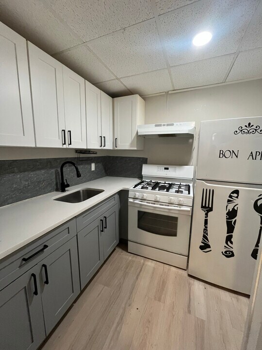 485 Lakeside Ave in Orange, NJ - Foto de edificio