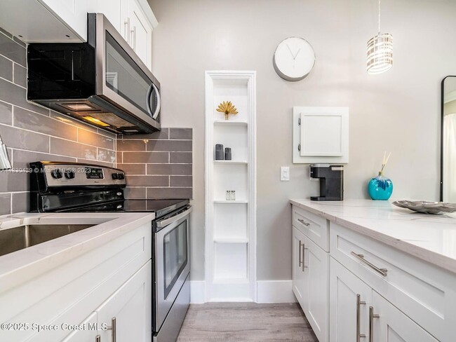 property at 726 8th St