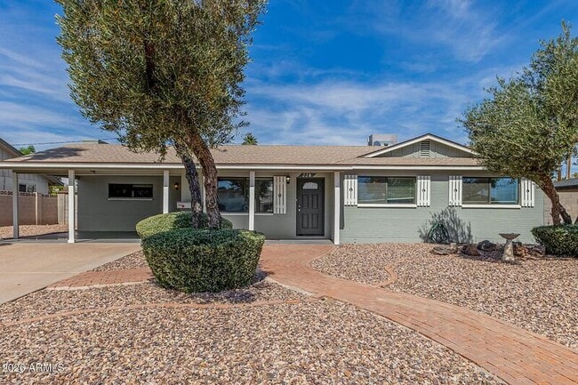 220 E McKinley St in Tempe, AZ - Building Photo - Building Photo