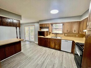 318 Alamo Dr in Little Rock, AR - Building Photo - Building Photo