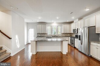 33 Addison Ln in Malvern, PA - Building Photo - Building Photo