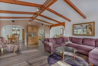 7715 Kingswood Dr in Kings Beach, CA - Building Photo - Building Photo