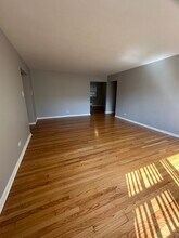 7435 N Ridge Blvd in Chicago, IL - Building Photo - Building Photo