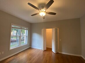 650 W Arlington Pl in Chicago, IL - Building Photo - Building Photo