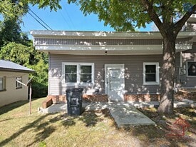 1502 N Dixie Ave in Cookeville, TN - Building Photo
