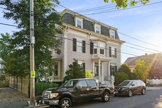 23 Gardner St, Unit 2 in Salem, MA - Building Photo - Building Photo