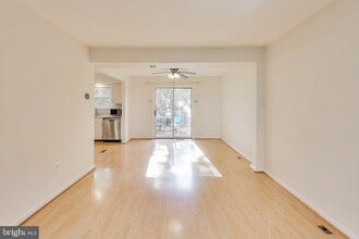 17505 Longview Ln in Olney, MD - Building Photo - Building Photo