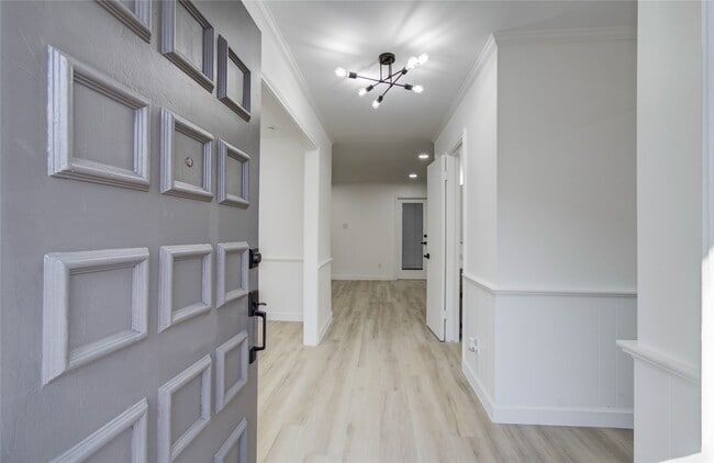 1888 Saxony Ln in Houston, TX - Building Photo - Building Photo