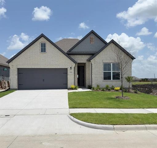 2114 Bloomsbury Ln in Forney, TX - Building Photo