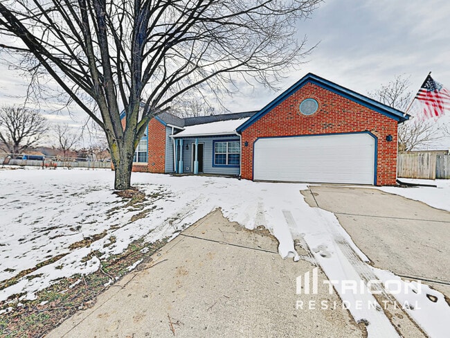 3737 W 42nd Terrace in Indianapolis, IN - Foto de edificio - Building Photo