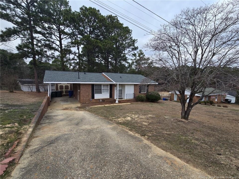 2676 Eldorado Rd in Fayetteville, NC - Building Photo