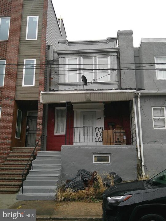 1423 S Napa St in Philadelphia, PA - Building Photo