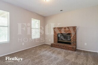 567 Serenade Cir E in Jacksonville, FL - Building Photo - Building Photo