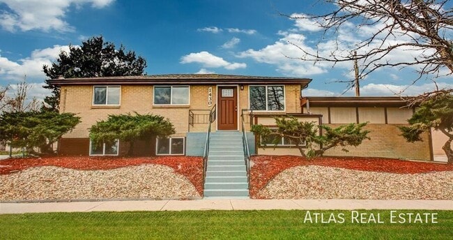 property at 1430 E Iowa Ave