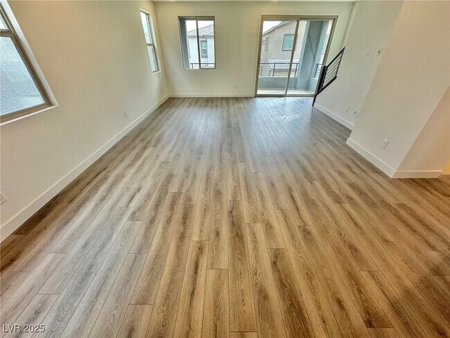 1548 Little Penguin St in Las Vegas, NV - Building Photo - Building Photo