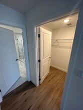 6976 W 4th Way, Unit C4 in Hialeah, FL - Building Photo - Building Photo