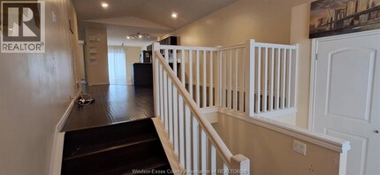 3198 Seville Ave in Windsor, ON - Building Photo - Building Photo