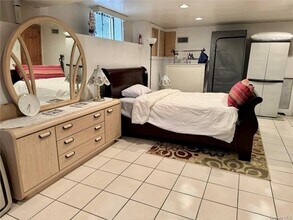 169 Old Mamaroneck Rd in White Plains, NY - Foto de edificio - Building Photo