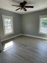 111-113 Iowa Ave in Joliet, IL - Building Photo