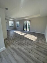 136 Viewpoint Dr in Lehigh Acres, FL - Building Photo - Building Photo