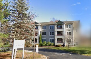 305 Lime Kiln Rd in South Burlington, VT - Building Photo