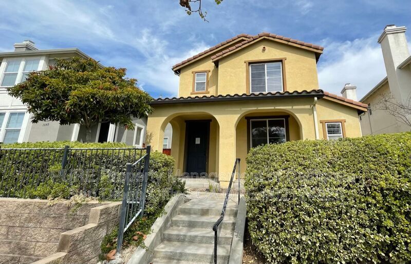 1644 Moonbeam Ln in Chula Vista, CA - Building Photo