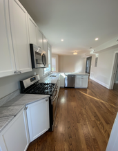 5 Hamilton Rd, Unit 2 in Somerville, MA - Building Photo - Building Photo