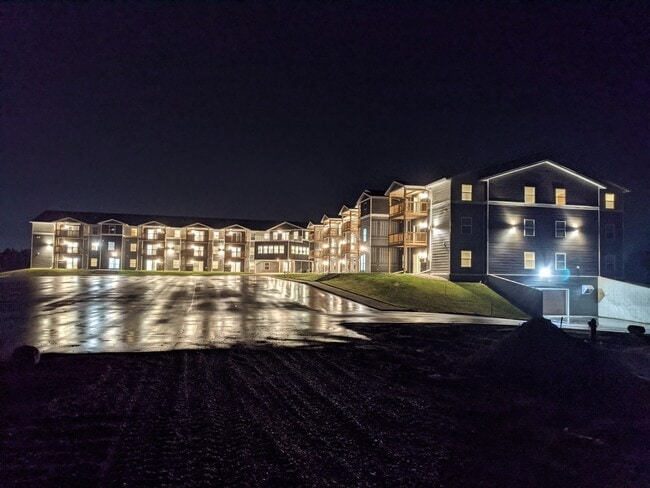 Edgeview Apartments photo'