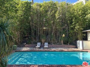 1555 Rising Glen Rd in Los Angeles, CA - Building Photo - Building Photo