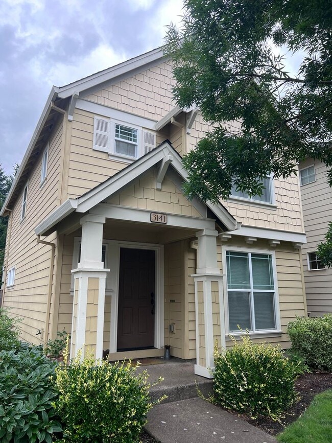 property at 3141 SE Everglade St