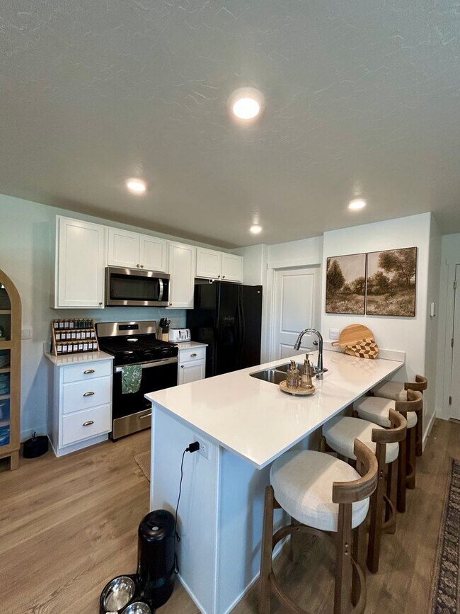 1444 S 3680 E in Spanish Fork, UT - Building Photo - Building Photo