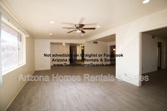 7073 E Calle Betelgeux in Tucson, AZ - Building Photo - Building Photo