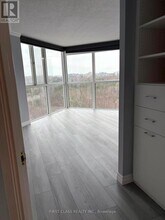 7 Concorde Pl in Toronto, ON - Building Photo - Building Photo
