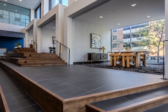 Continental Tower in Columbus, OH - Building Photo - Lobby