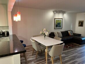 251 S Cypress Rd in Pompano Beach, FL - Building Photo - Building Photo